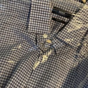 HUGO BOSS Button Down Shirt. Sharp Fit. Size 15 1/2, 34/35.